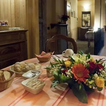 水彩画住宿加早餐酒店 Faggeto Lario